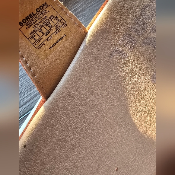 Sorel Canyon Gold Suede Cameron Sandal – Women’s 8, Velcro Platform - Picture 6 of 12